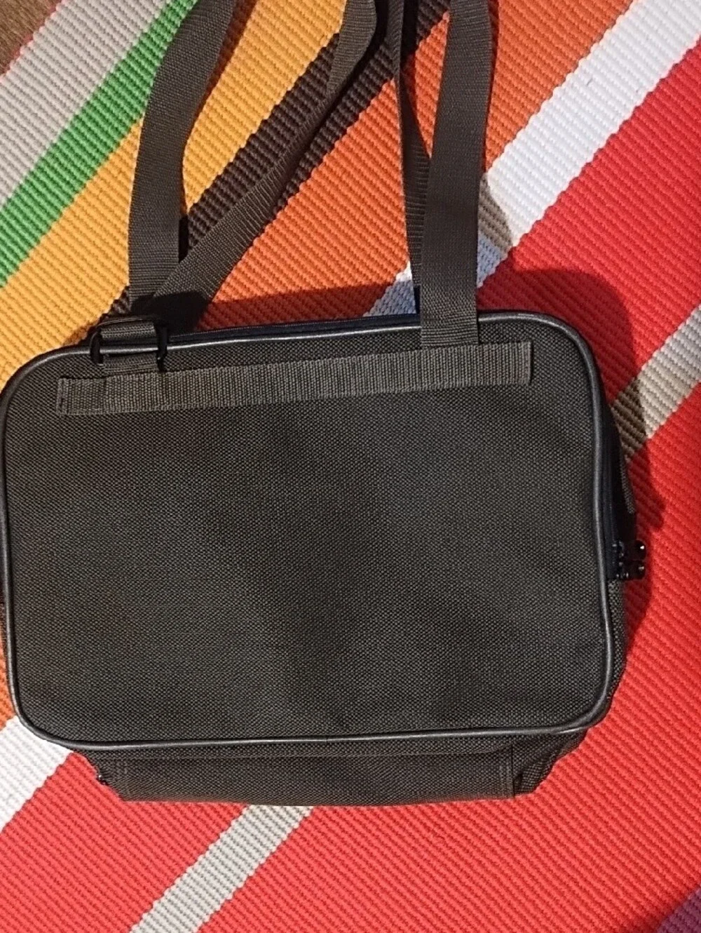 Vintage Men's Shoulder Bag in Dark Olive Green Or Black Classic Carry Case VGC.